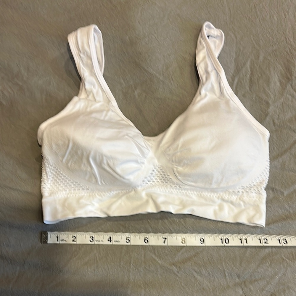 White Wireless Bralette size large